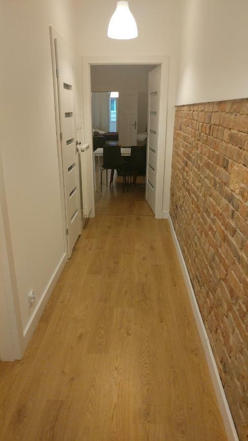 דירות פוזנן Apartament Wybickiego מראה חיצוני תמונה